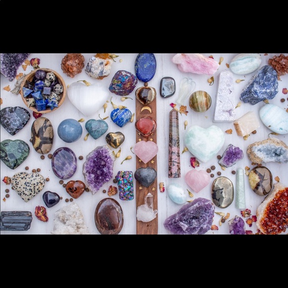 Crystal Mystery Box - Picture 2 of 9